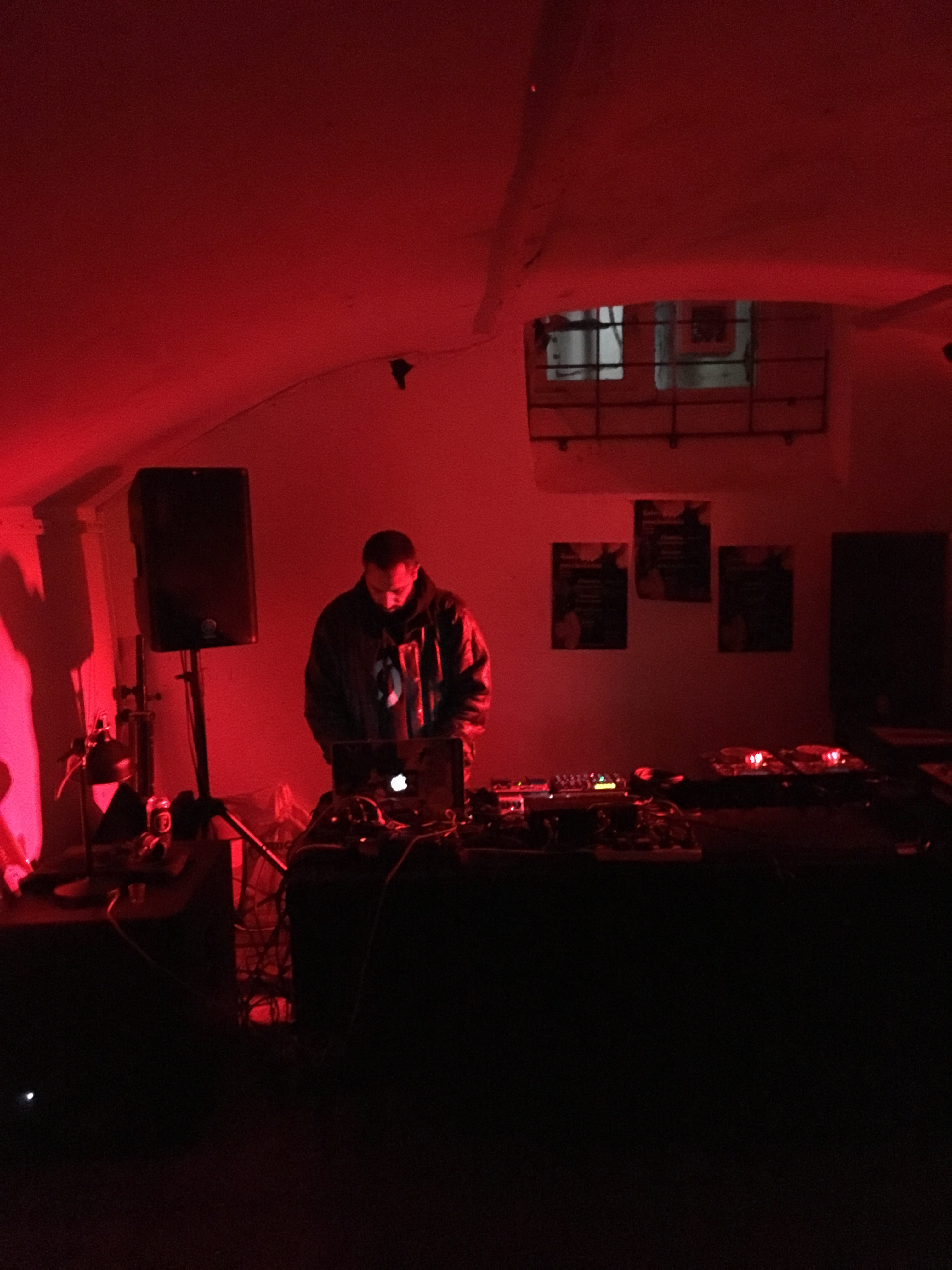 12178E57-2807-42F9-8B44-A09C0592F6E2